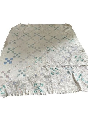 VTG Handmade Quilt Traditional Floral Pattern Multi~Color Patchwork Design 1930