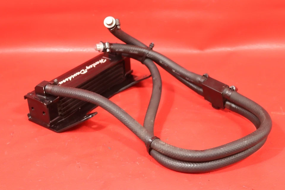 2002 HARLEY-DAVIDSON ROAD KING FIREFIGHTER SE EFI FLHRI OEM ENGINE OIL COOLER Foto 3 de 4