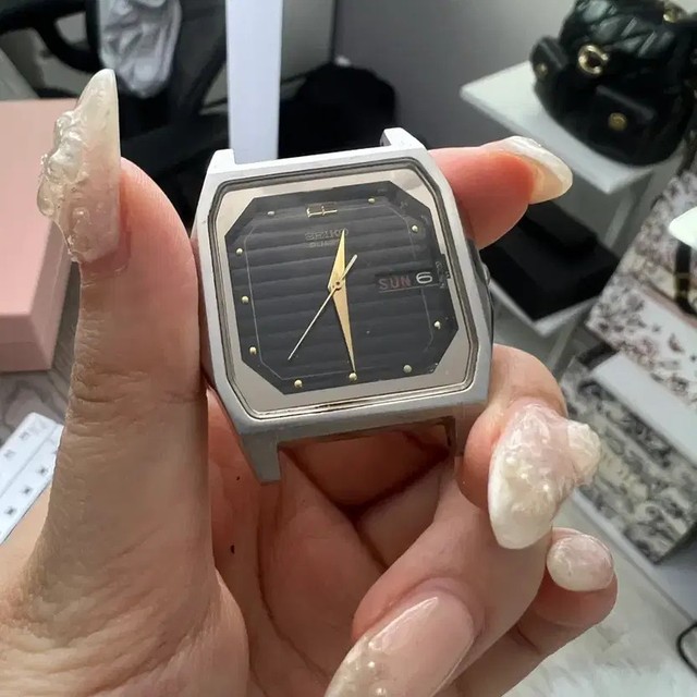 Seiko TV Quartz Square Vintage Watch, Black Dial, Gold Hands