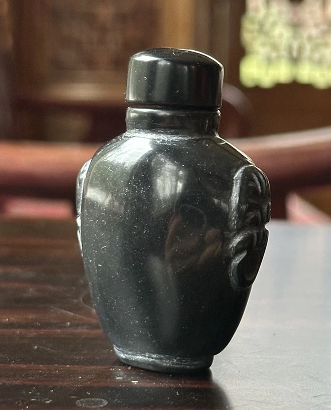 Antigua botella de tabaco china de jade negro (89 g) Foto 2 de 4