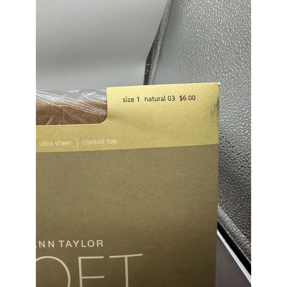Pantimedias Ann Taylor Loft Naturals Ultra Transparente Control Top Natural 03 Talla 1 Nuevas en Paquete Foto 3 de 4