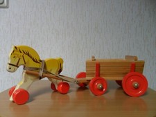 Holzspielzeug: Pferdewagen [