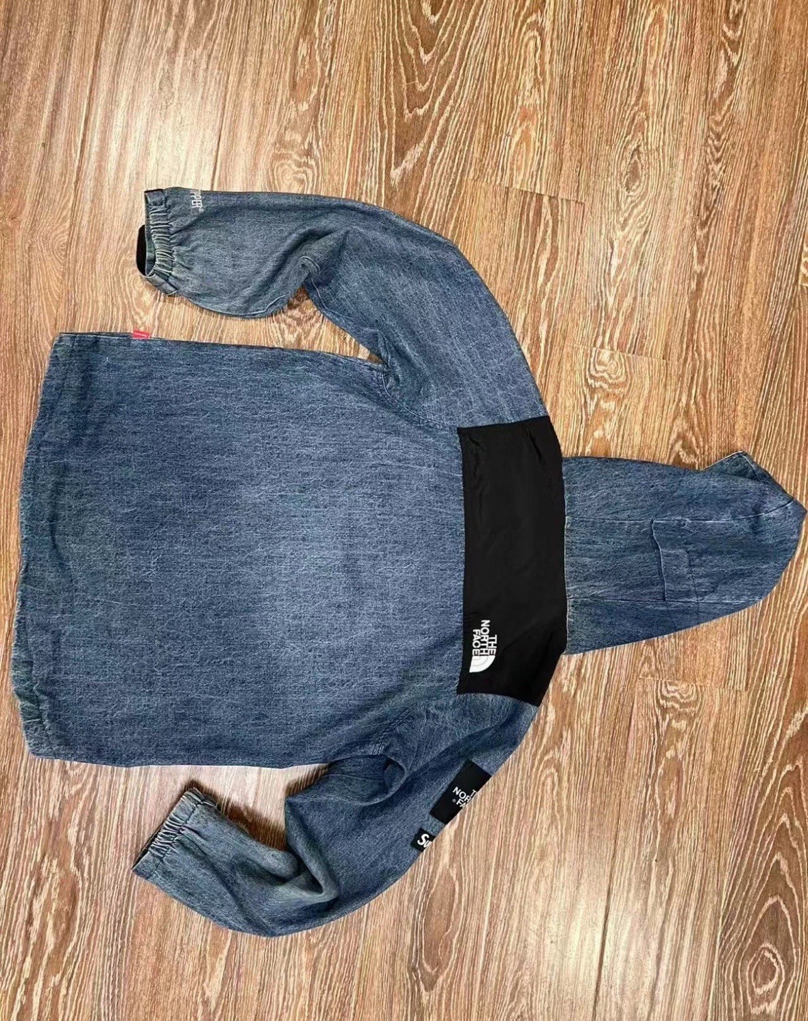 North Face X Supreme Jean Hoodie Jacket For Men, Sz M, Good Condition Guaranteed image 9