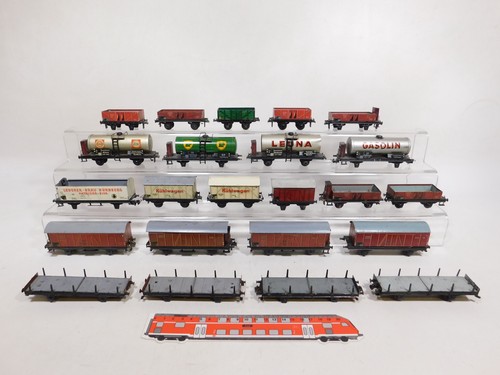 Trix Express H0 DC Bastler Konvolut Güterwagen DEFEKT BP Aral Esso etc #DU814-3 - Bild 1 von 7