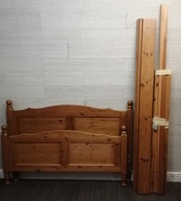 Quality solid pine 4ft6" bed frame Ref: HF18465