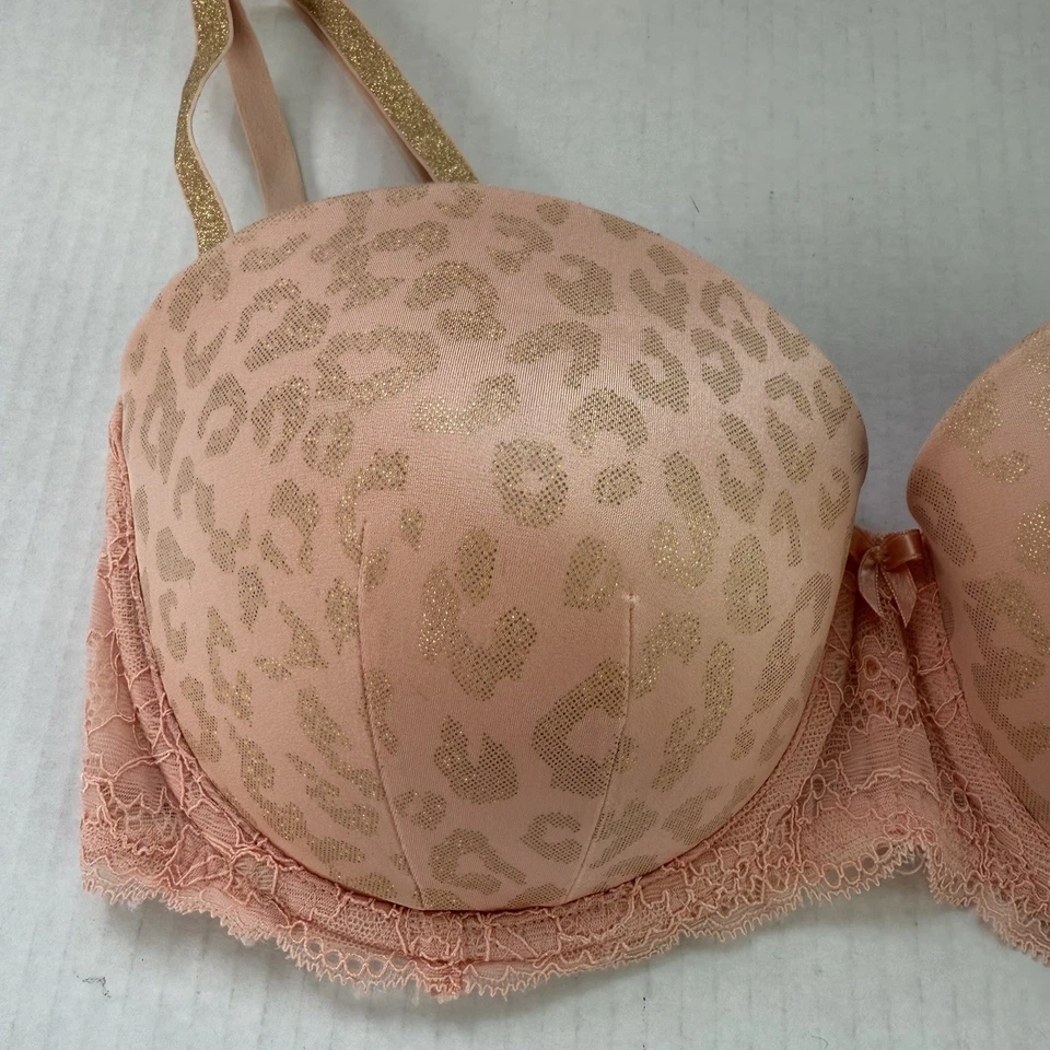 Sujetador pushup Victoria Secret Pink Wear Everywhere 36D Foto 2 de 4