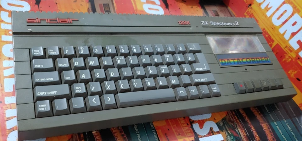 Sinclair ZX Spectrum +2 (8-bit classic) DEFEKT (?) , kein Bild