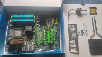 Legendary Vintage DFI LANParty P35-T2R, w Q6600 Gold chip, 6GB G.SKILL DDR2 RAM