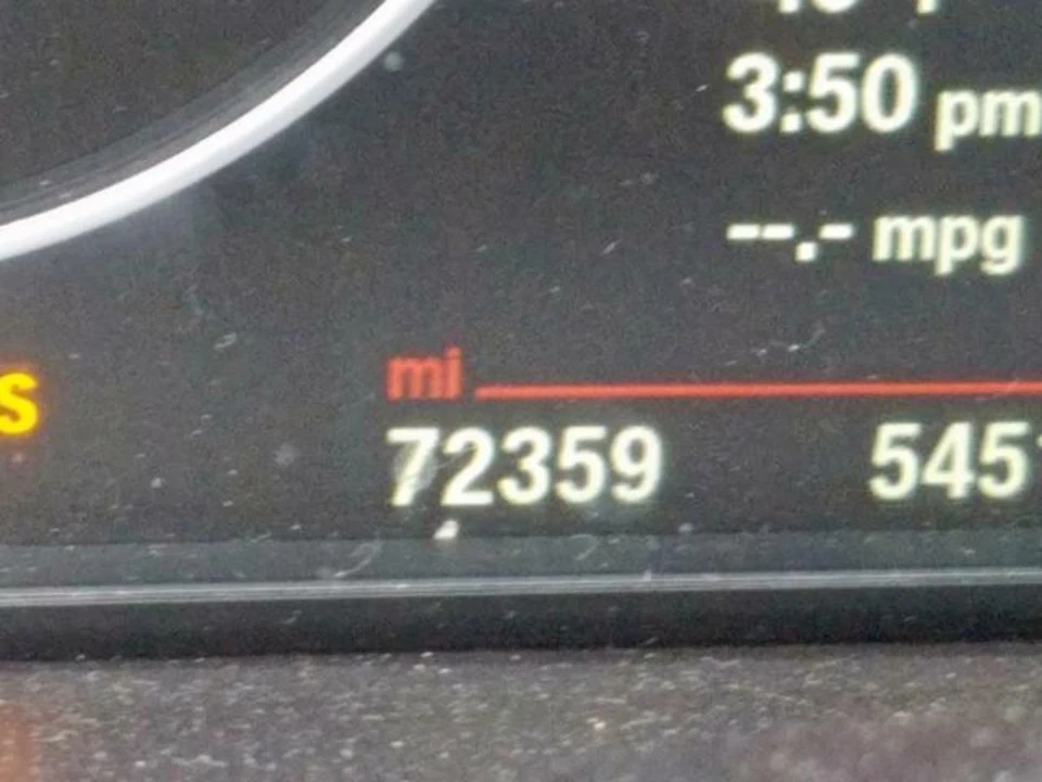 13 14 BMW 328i Muelle helicoidal trasero derecho; sedán, AWD Foto 2 de 3