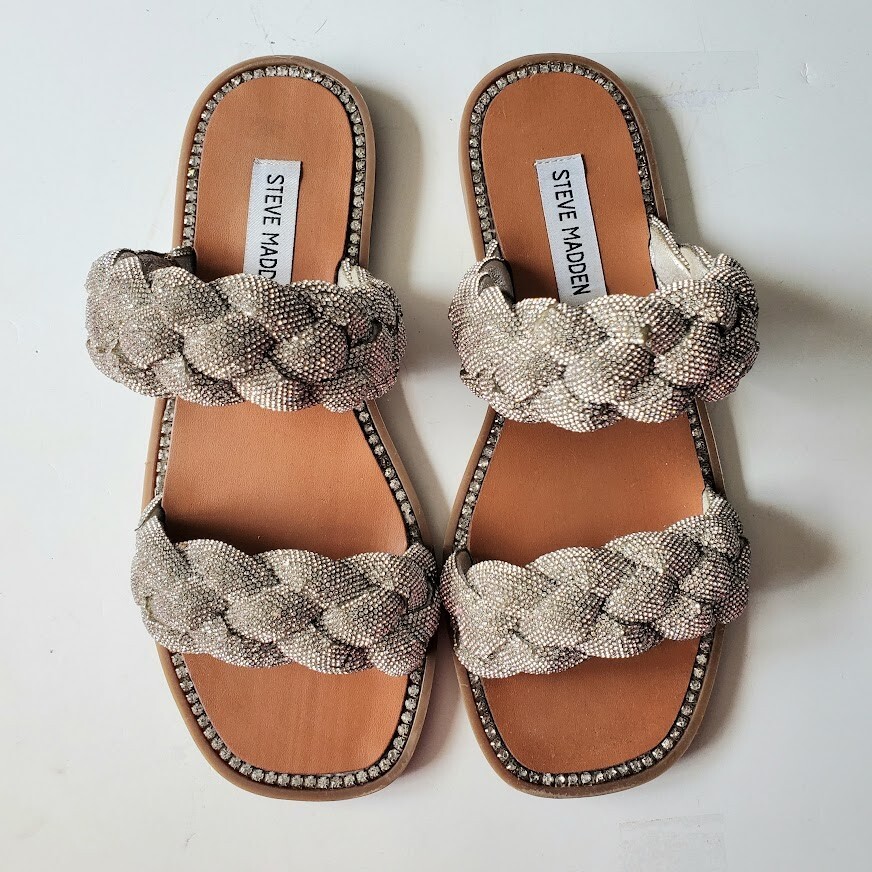 Steve Madden Women's Newbie Flat Sandal