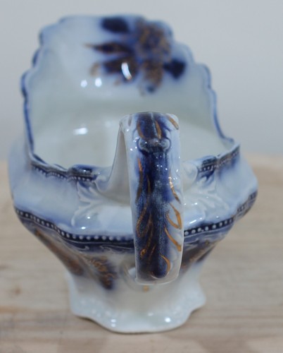 Antique Pottery flow gravy server - Wood & Son - Picture 7 of 10