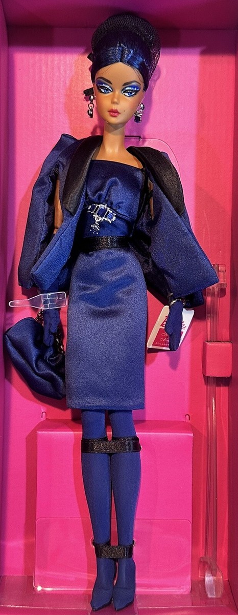 Barbie AA Silkstone 65th Anniversary Limited Sapphire Barbie AA Silkstone 65th Anniversary Limited Sapphire