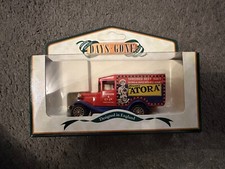LLEDO Days Gone - DG013090 Model A Ford Van Atora Suet