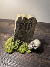 Lemax Halloween Village Figure Anthropomorphi...