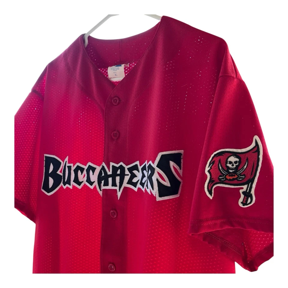 Camiseta Roja de Béisbol Tampa Bay Buccaneers NFL XL - Hecha en EE. UU. - De Colección Rara Foto 3 de 4