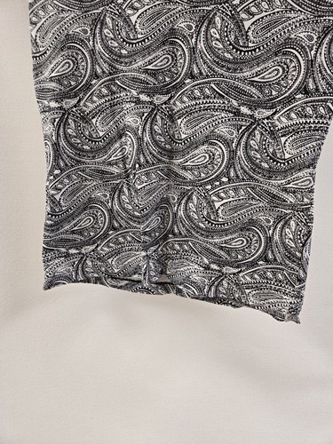 The Limited Stretch Shirt Womens Small Black White Paisley Sleeveless Top Fitted - Picture 4 of 8