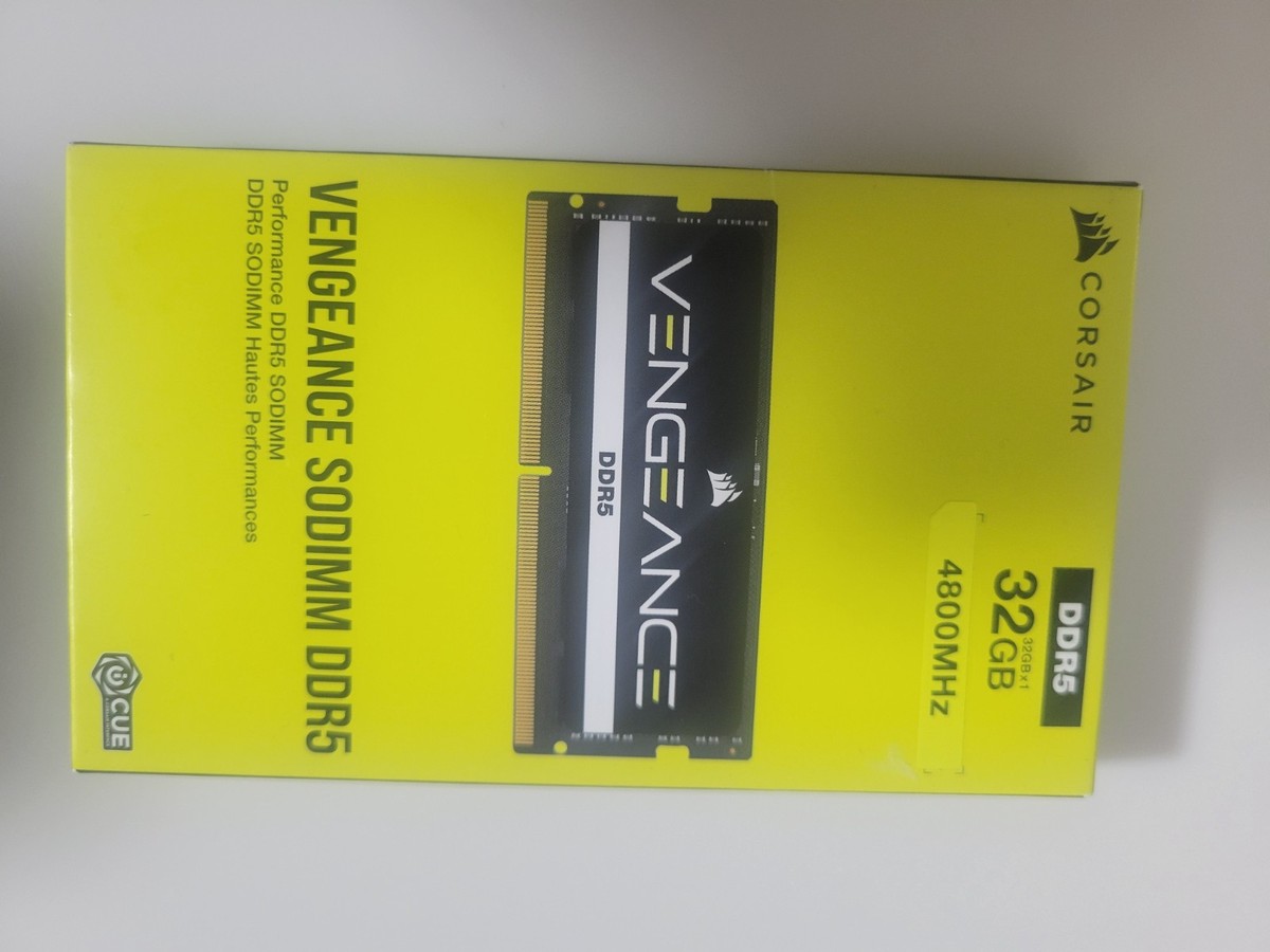 Corsair Vengeance 32GB DDR5-4800 Memory - CMSX32GX5M1A4800C40 for