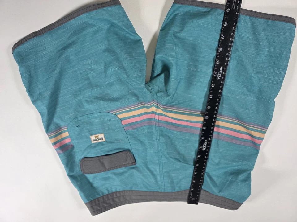 Rip Curl Mens Board Shorts 32 Green Mirage Boardwalks Global Entry Hybrid Surf - Image 2 of 3