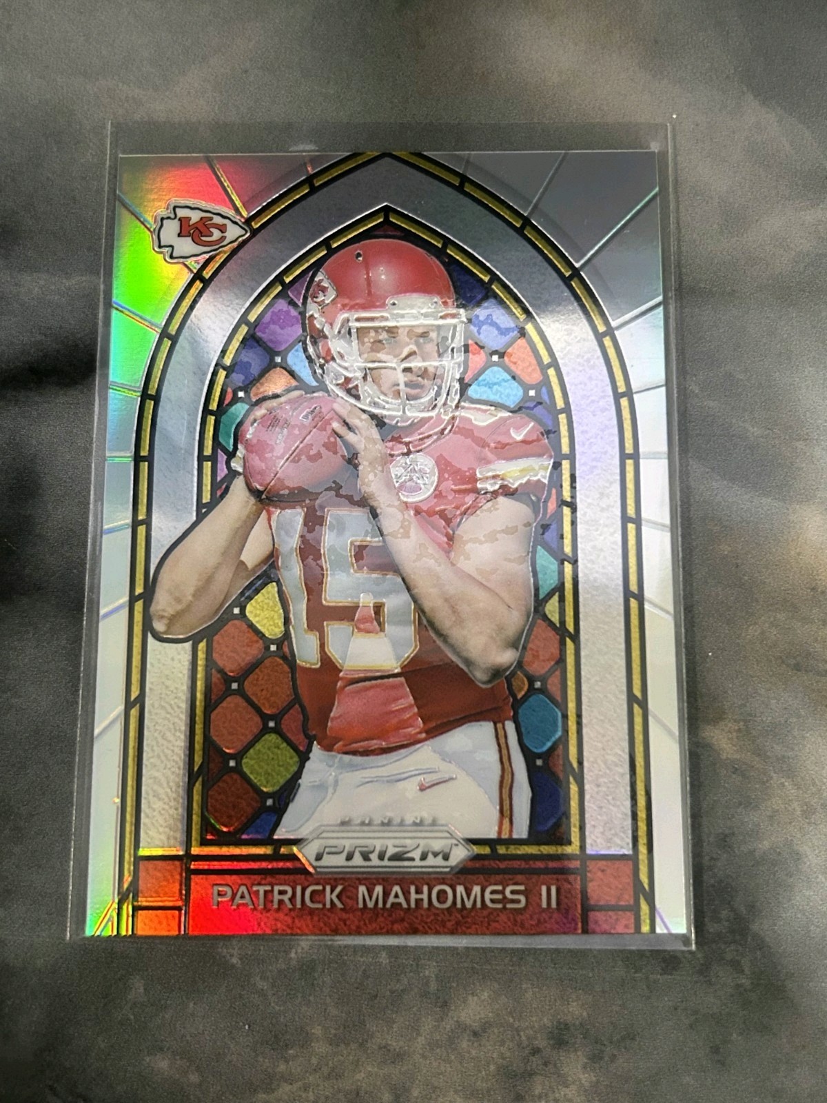 2017 Patrick Mahomes Stained Glass Rookie Card Panini Prizm