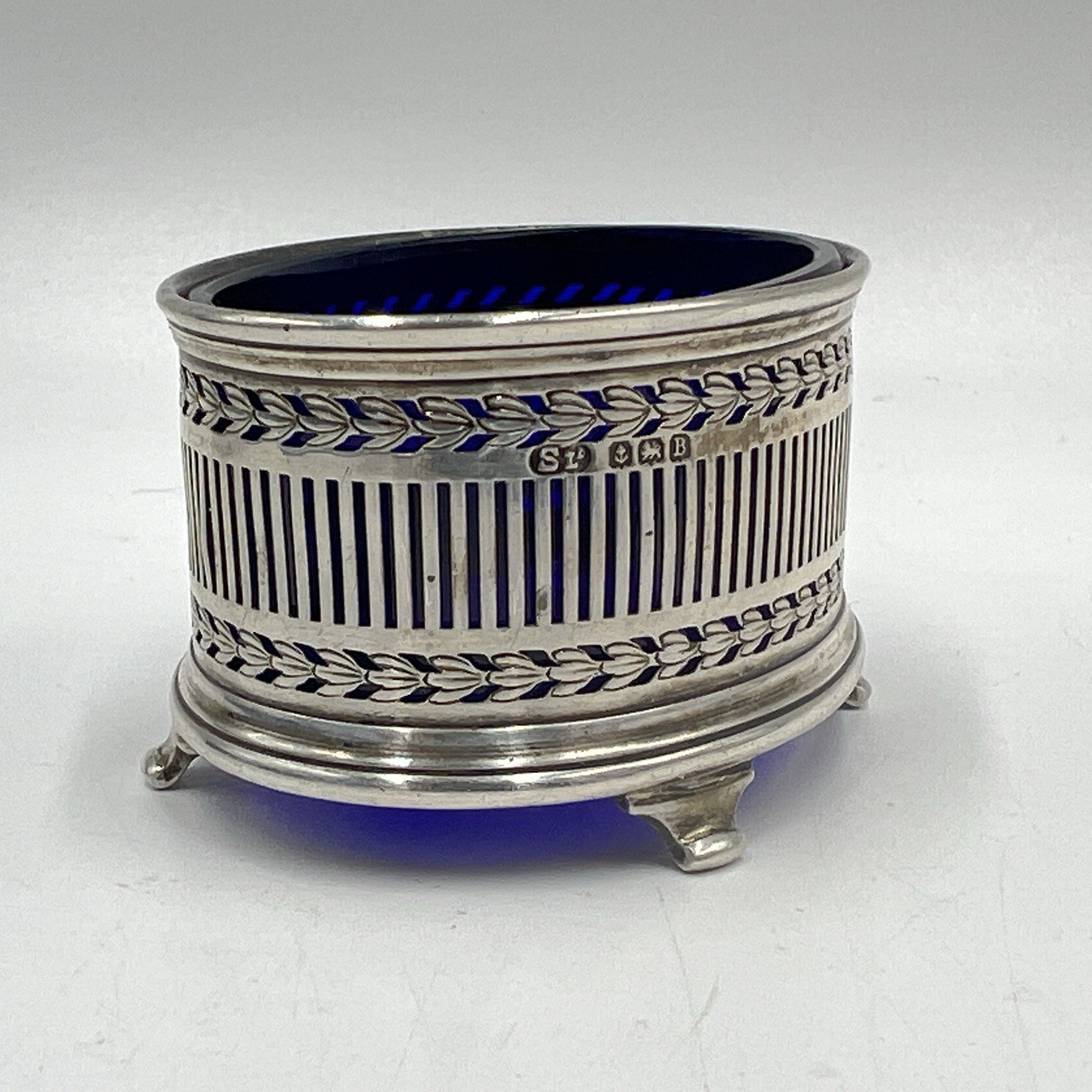 WILLIAM SUCKLING Sterling Silver & Cobalt Blue Glass Salt Cellar Birmingham 1926