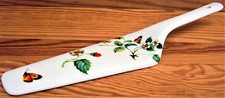 Strawberries & Butterflies Cake Server Fine Bone China Cake Slice Pie Server