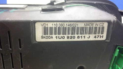 1U0920811 Instrument Panel for SKODA OCTAVIA BERLINA (1U2) Ambiente 2003 611400 - Picture 4 of 10