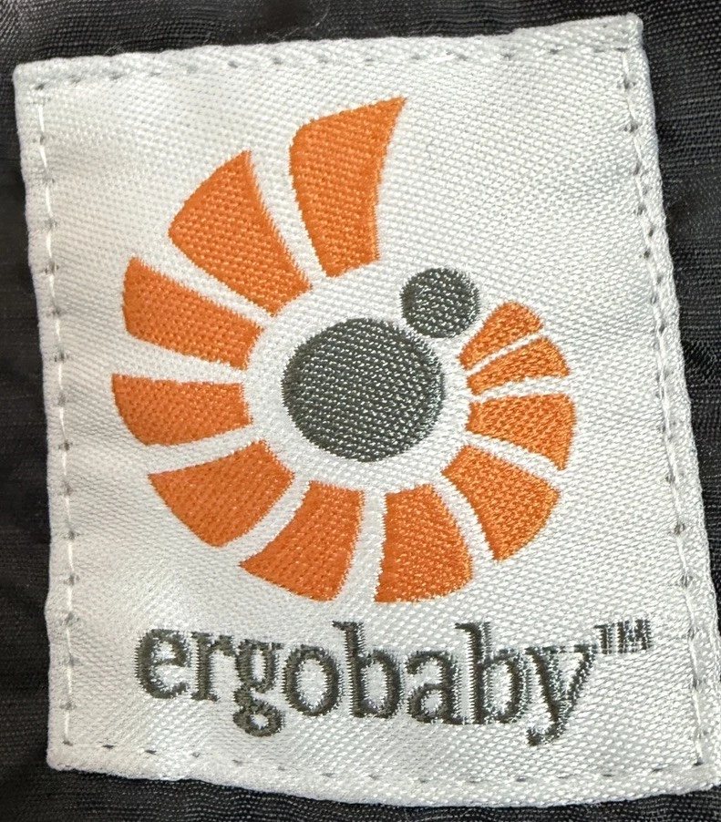 Черный чехол для переноски ребенка от дождя и ветра Ergobaby WCW2NL - Изображение 3 из 4