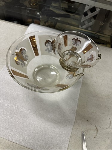 Vintage MCM Glass Chip and Dip Set Gold & Frosted Fleur-de-Lis Design - Picture 3 of 12