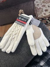 womens isotoner signature Casual Knit Gloves Nwt Ivory One Size