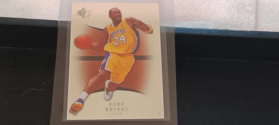 LOTE DE BALONCESTO 2007-08 SP AUTÉNTICO - ¡14 estrellas Kobe, Garrett, Anthony, Iverson! Foto 2 de 4