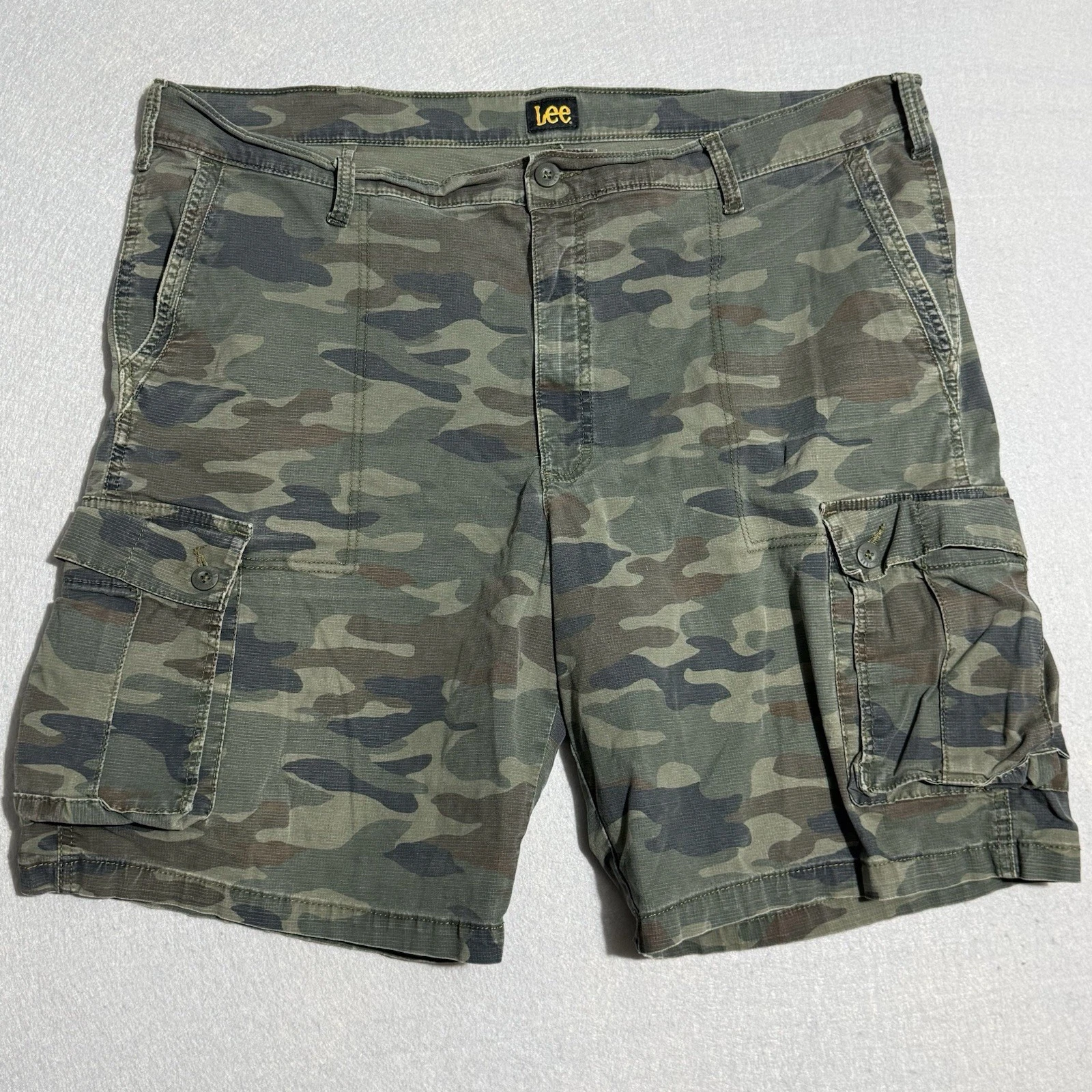 Lee Camo Cargo Shorts Men Size 44 Green Black Brown Utility Hiking 10” Inseam