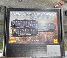 N Scale Micro Trains Reading And Northern Hopper Set Weathered