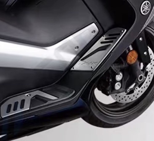 PEDANE ANTERIORI YAMAHA TMAX 530 2012 2016 530 2017 2019 560 2020 2021 + Viti - Imagen 3 de 3