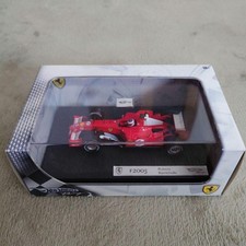 1/43 Hot Wheels Ferrari F2005 R Barrichello