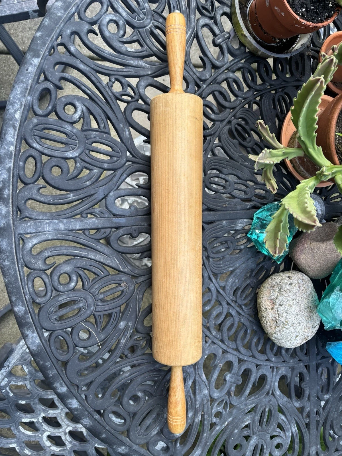 Rowoco Canada Vintage 24" Large Wood Rolling Pin. Core Length 15” X Width 3”