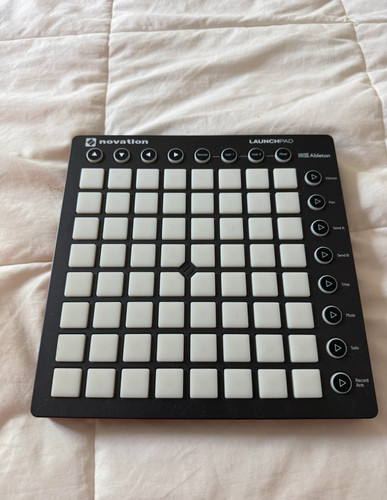 Novation Launchpad USB Ableton Live Controller 64 RGB Pads