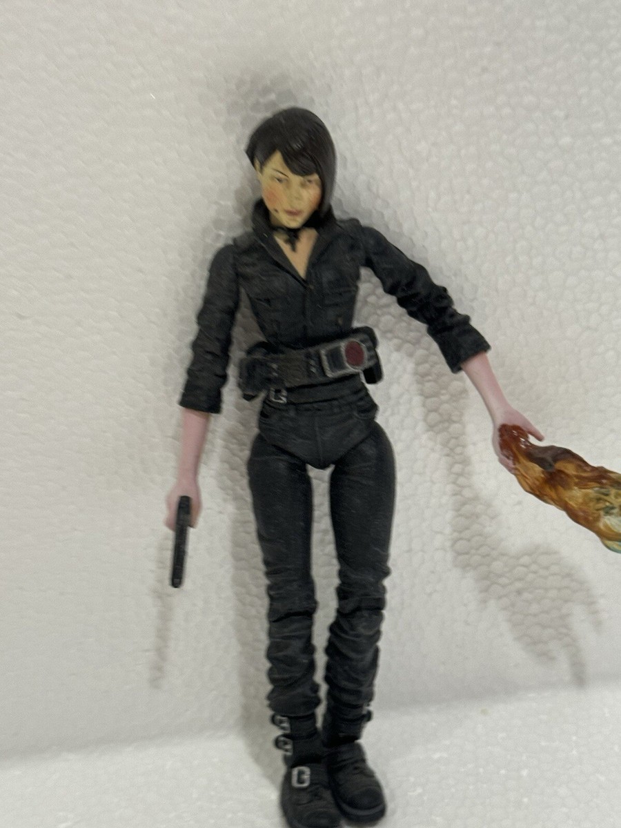 Mezco Hellboy II 2 Golden Army - Liz Sherman 7” Loose Figure | eBay