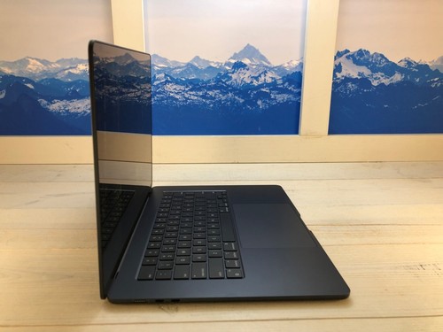 Apple MacBook Air 2024 15" Laptop 256GB M3 16GB RAM Midnight Warranty 8 Cycles - Picture 9 of 12