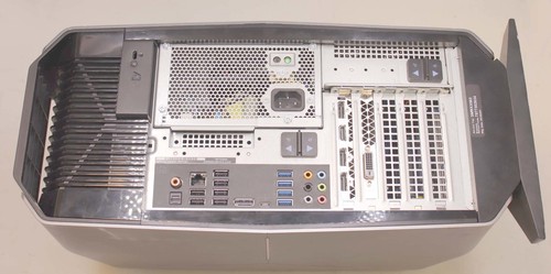 ALIENWARE AURORA R7 i5-8400 @2.8GHZ 16GB RAM 1TB HDD 256GB SSD GTX 1070 WIN 10 - Picture 5 of 6