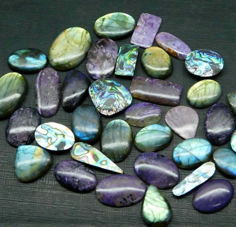 Natural Rare Labradorite, Charoite, Paua Abalone Shell Multi Shape Wholesale Lot - Image 4 of 4
