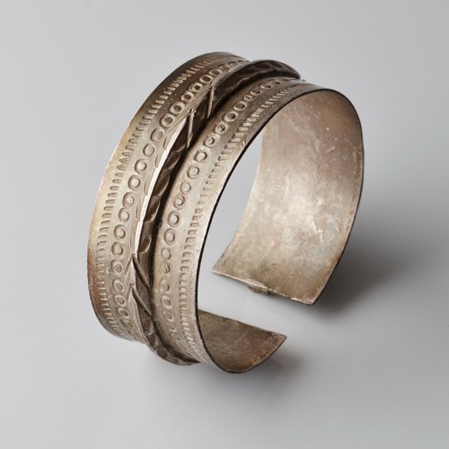 TUNISIA MAGHREB Popolazioni Berbere - Antico bracciale etnico in argento - Picture 3 of 9
