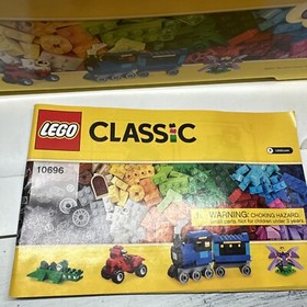 New! Lego Classic Lego Medium Creative Brick Box 484 PCS Set 10696
