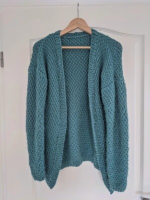 WAK We are Knitters Hackney Cardigan Strick Merinowolle Waldgrün Gr. M