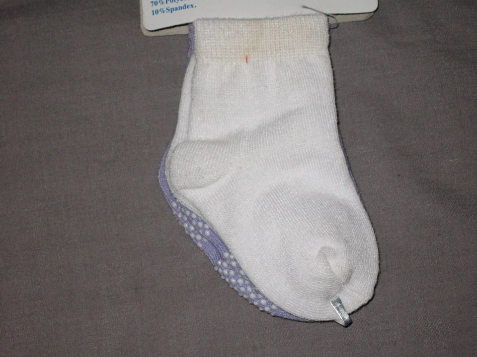 Almohadas decorativas de microperlas zapatos calcetines bebé niño ¡NUEVO! Foto 3 de 4