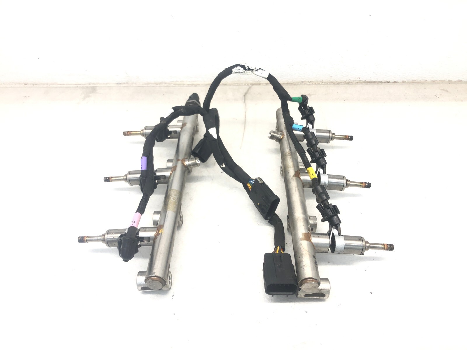 2017-2020 MASERATI LEVANTE 3.0L V6 FUEL RAIL LINE W/ INJECTORS SET X6 OEM