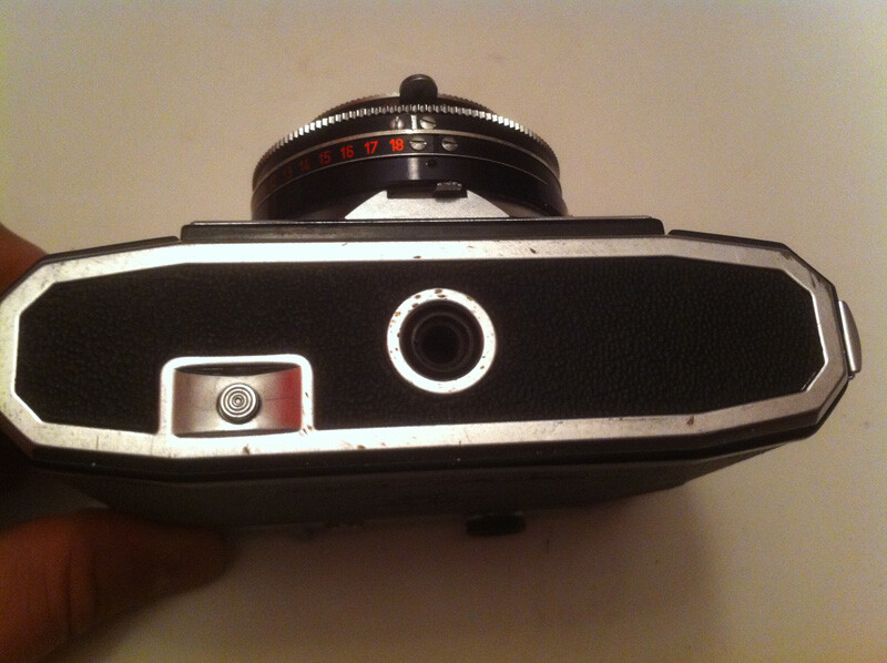 ANCIEN APPAREIL PHOTO ZEISS IKON CONTINA III + ACCESSOIRES