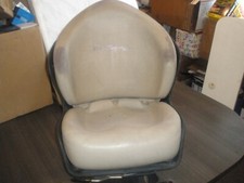 99 SEADOO CHALLENGER 1800 DRIVERS SEAT ASSEMBLY 204610416 