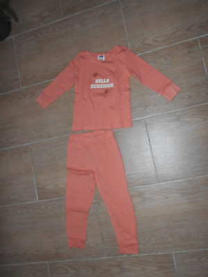 Neu !!!  Mädchen Schlafanzug Gr. 98/104  Lily &Dan