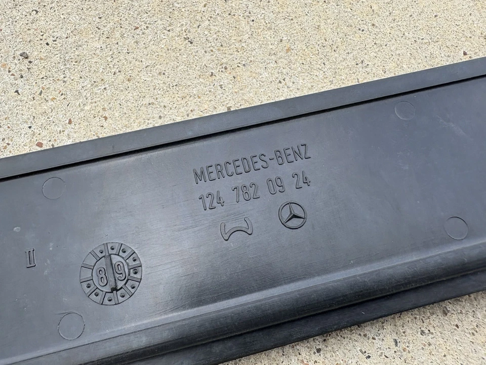 1247800213 CARRIL DE GOTEO TECHO CORREDIZO W124 300CE 230CE 200CE E320 W201 190E 190D COSWORTH Foto 2 de 3