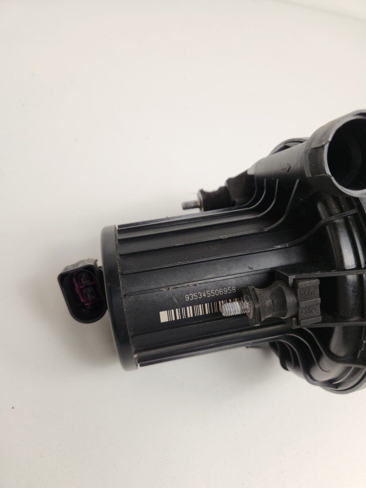 2015-2016 MCLAREN 650S SPIDER SECONDARY AIR INJECTION SMOG PUMP OEM